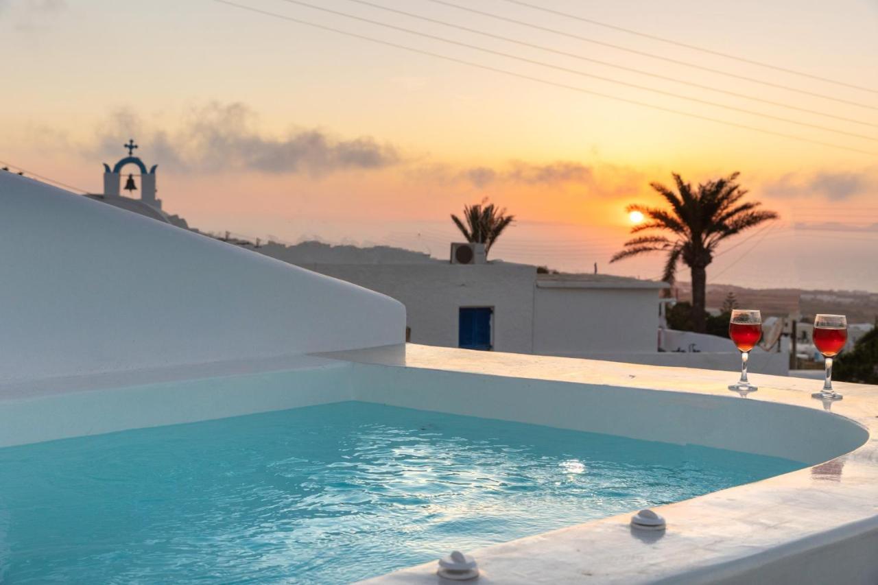 Sunborn Oia Suites Buitenkant foto