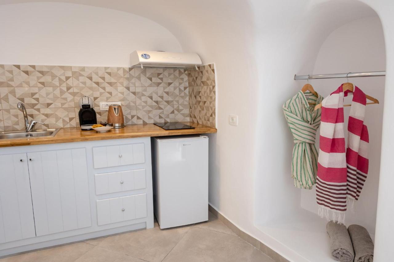 Sunborn Oia Suites Buitenkant foto