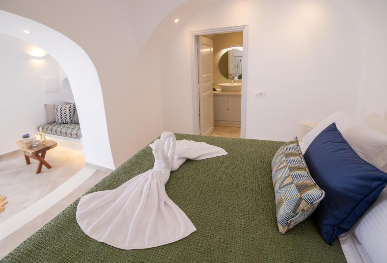 Sunborn Oia Suites Buitenkant foto