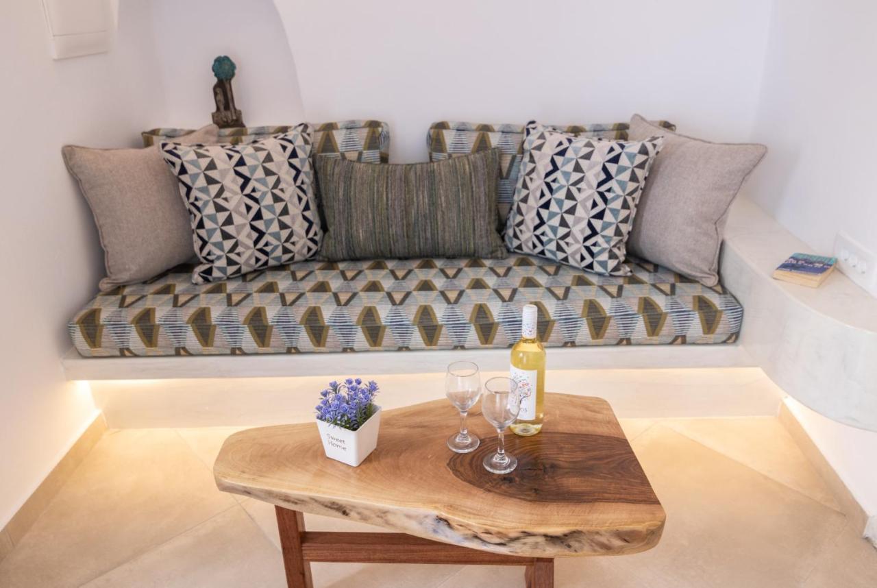 Sunborn Oia Suites Buitenkant foto