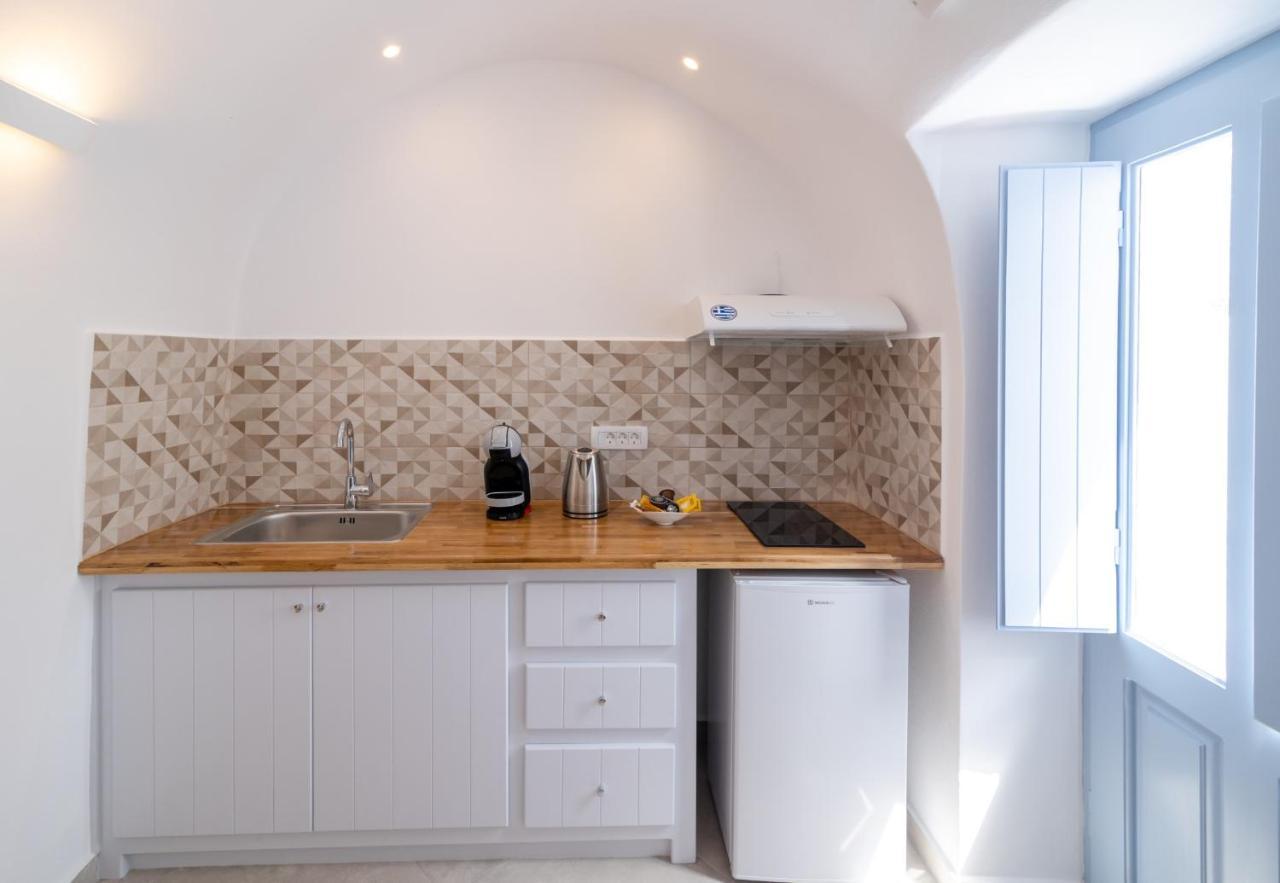 Sunborn Oia Suites Buitenkant foto