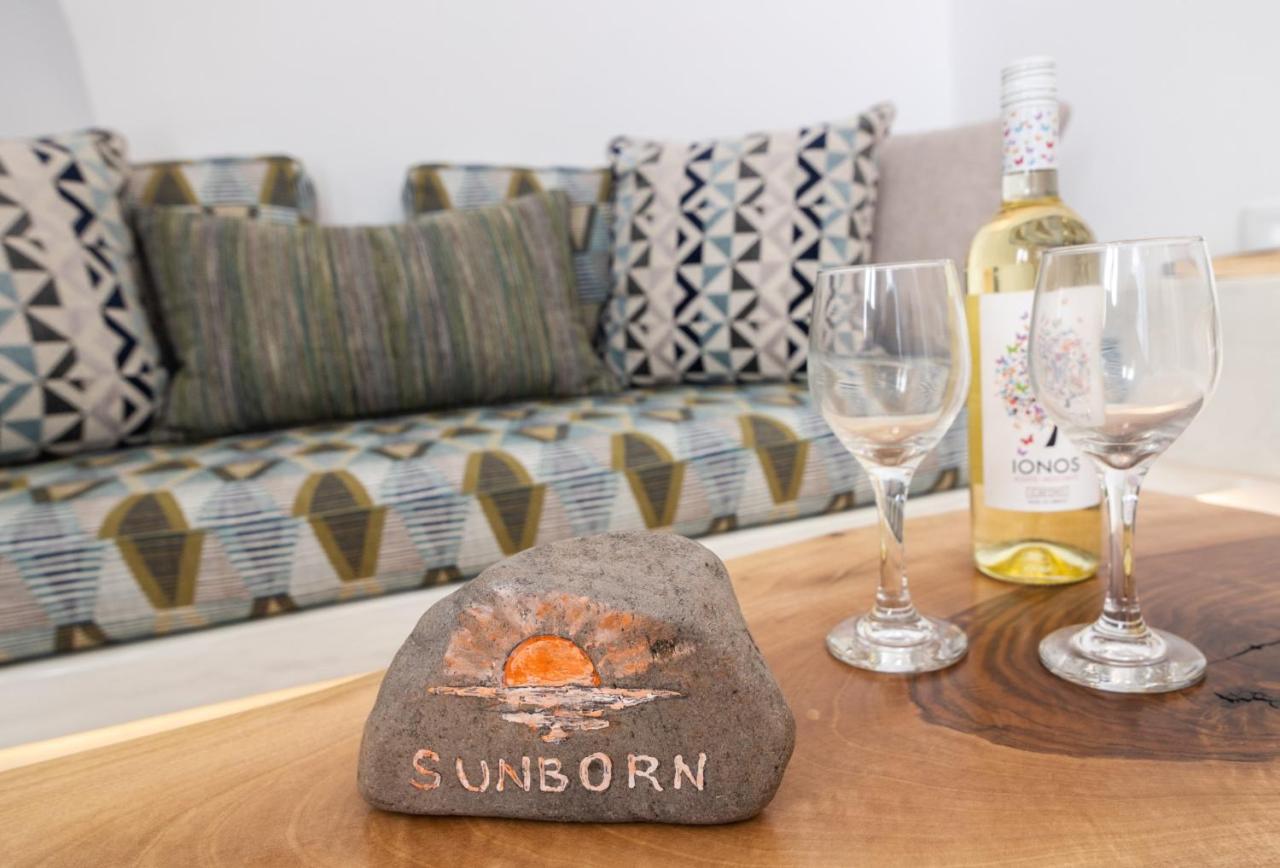 Sunborn Oia Suites Buitenkant foto
