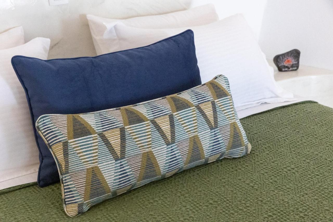 Sunborn Oia Suites Buitenkant foto