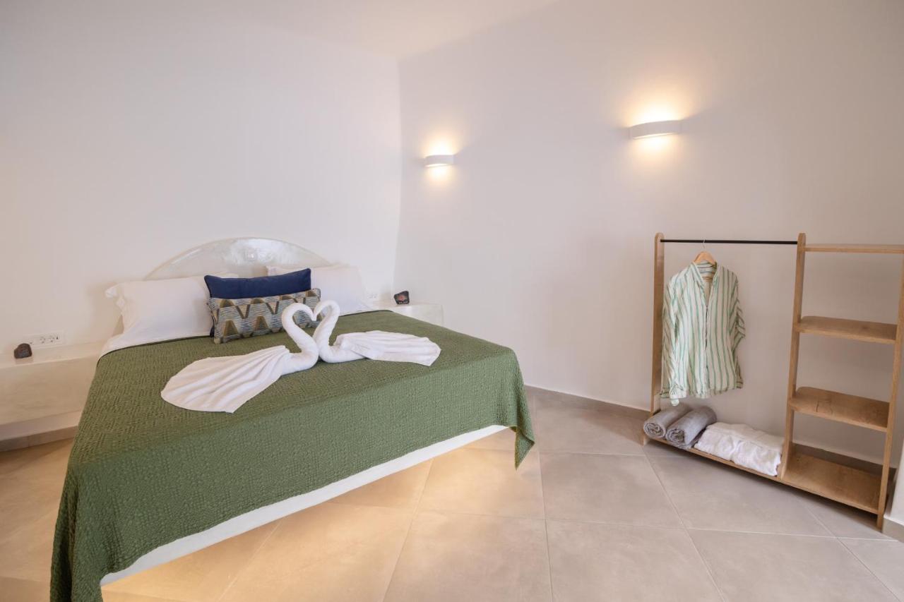 Sunborn Oia Suites Buitenkant foto