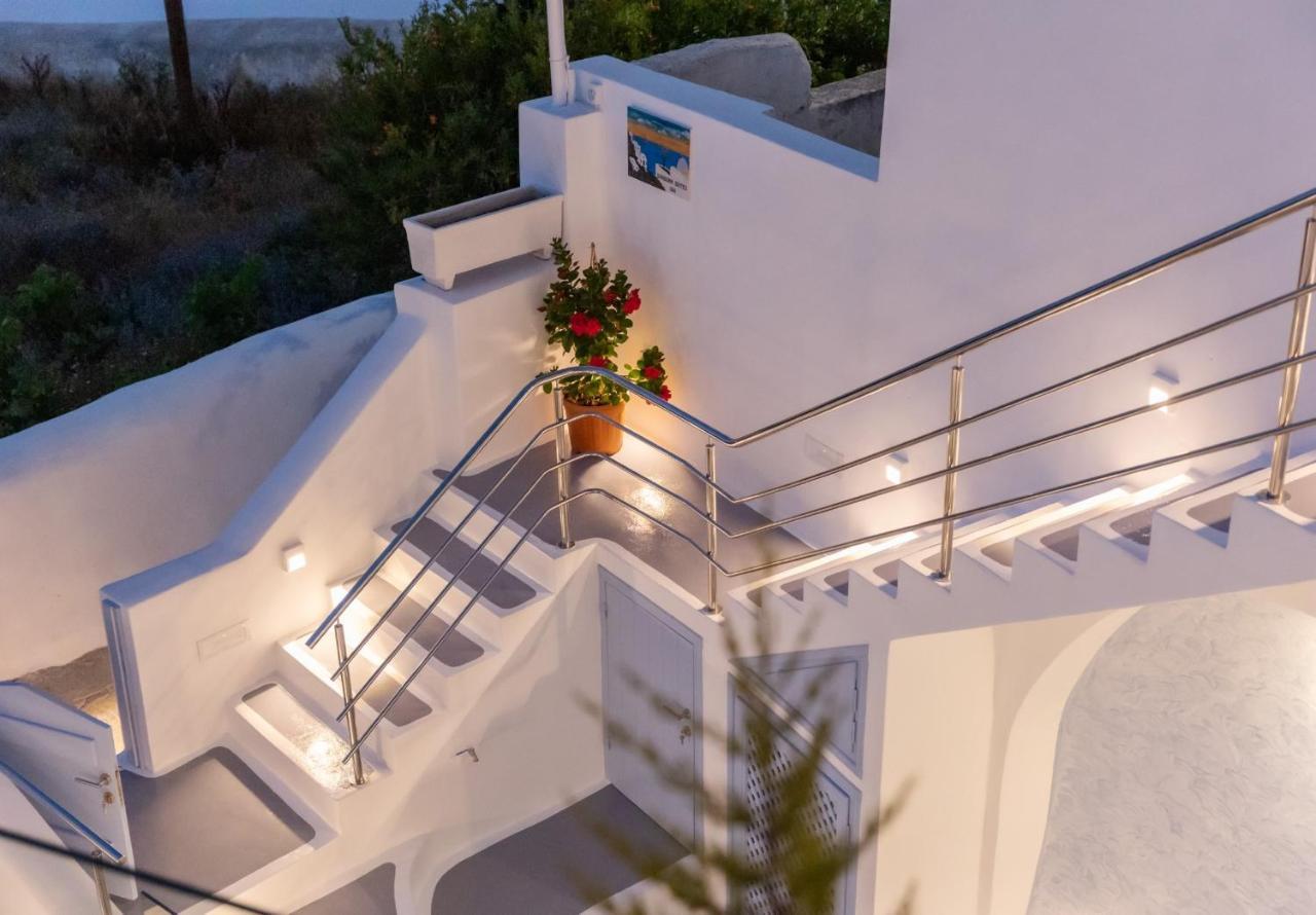 Sunborn Oia Suites Buitenkant foto